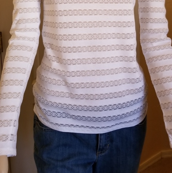 Express Long Sleeves White Top - Picture 2 of 7